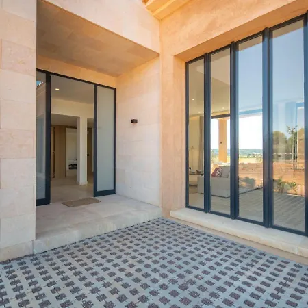 Navarro By Interhome فيلة